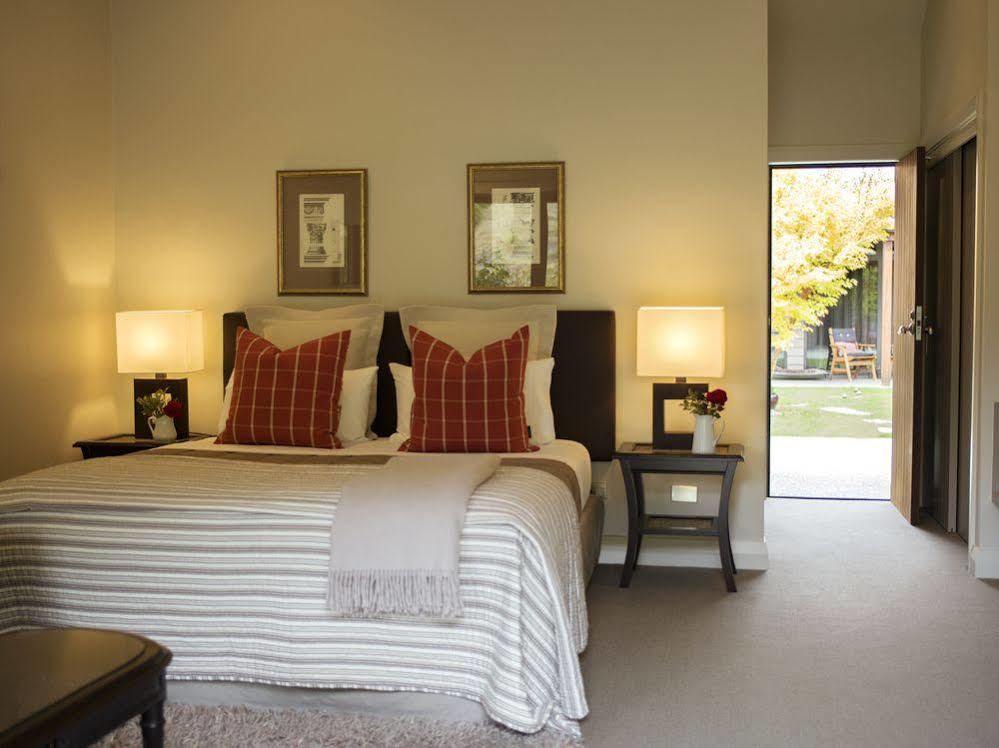 Mt Rosa Lodge Boutique Vineyard Accommodation วานากา ภายนอก รูปภาพ