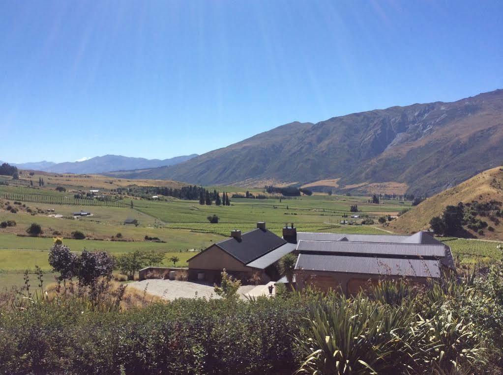 Mt Rosa Lodge Boutique Vineyard Accommodation วานากา ภายนอก รูปภาพ