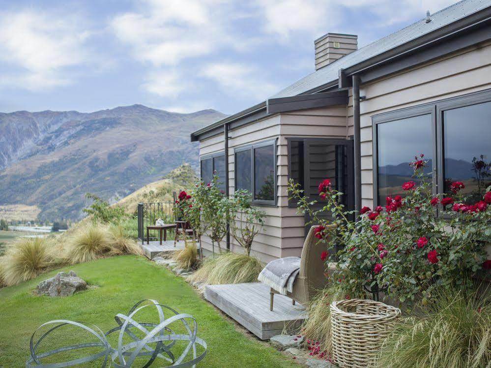 Mt Rosa Lodge Boutique Vineyard Accommodation วานากา ภายนอก รูปภาพ